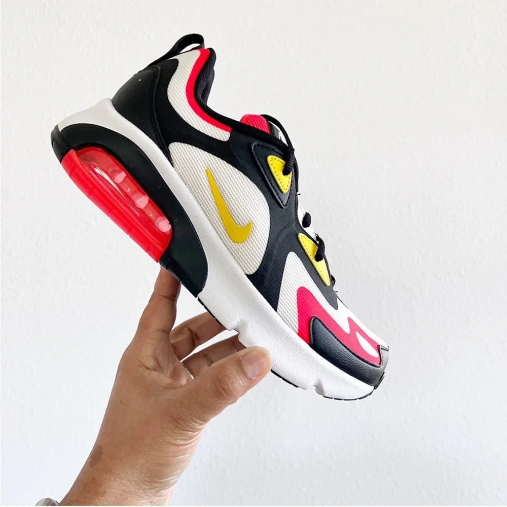 Nike Air Max 200